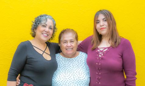 Image of multigenerational Latina women