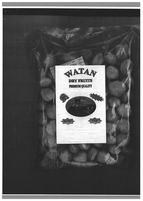 Front label, WATAN DRY FRUITS Brand Natural Dried Apricot with Pitt.jpg