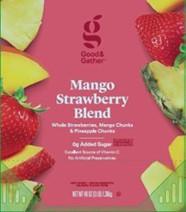 Image 13 - Labeling, Good & Gather Mango Strawberry Blend packaged in a 48-ounce plastic bag 