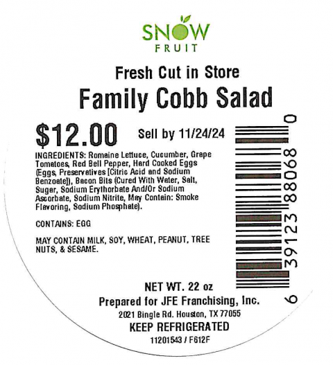 Snowfruit Fresh Cut in Store 22oz Family Cobb Salad Sell By 11/24/24